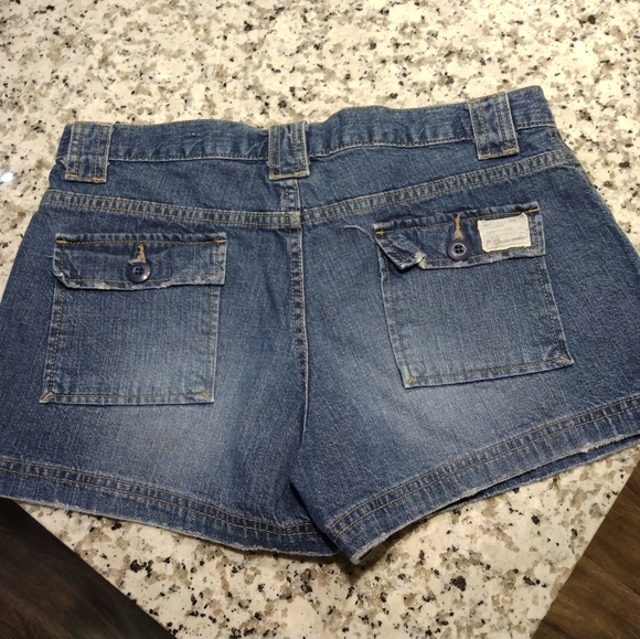 American Eagle Jean Shorts - Picture 5 of 9